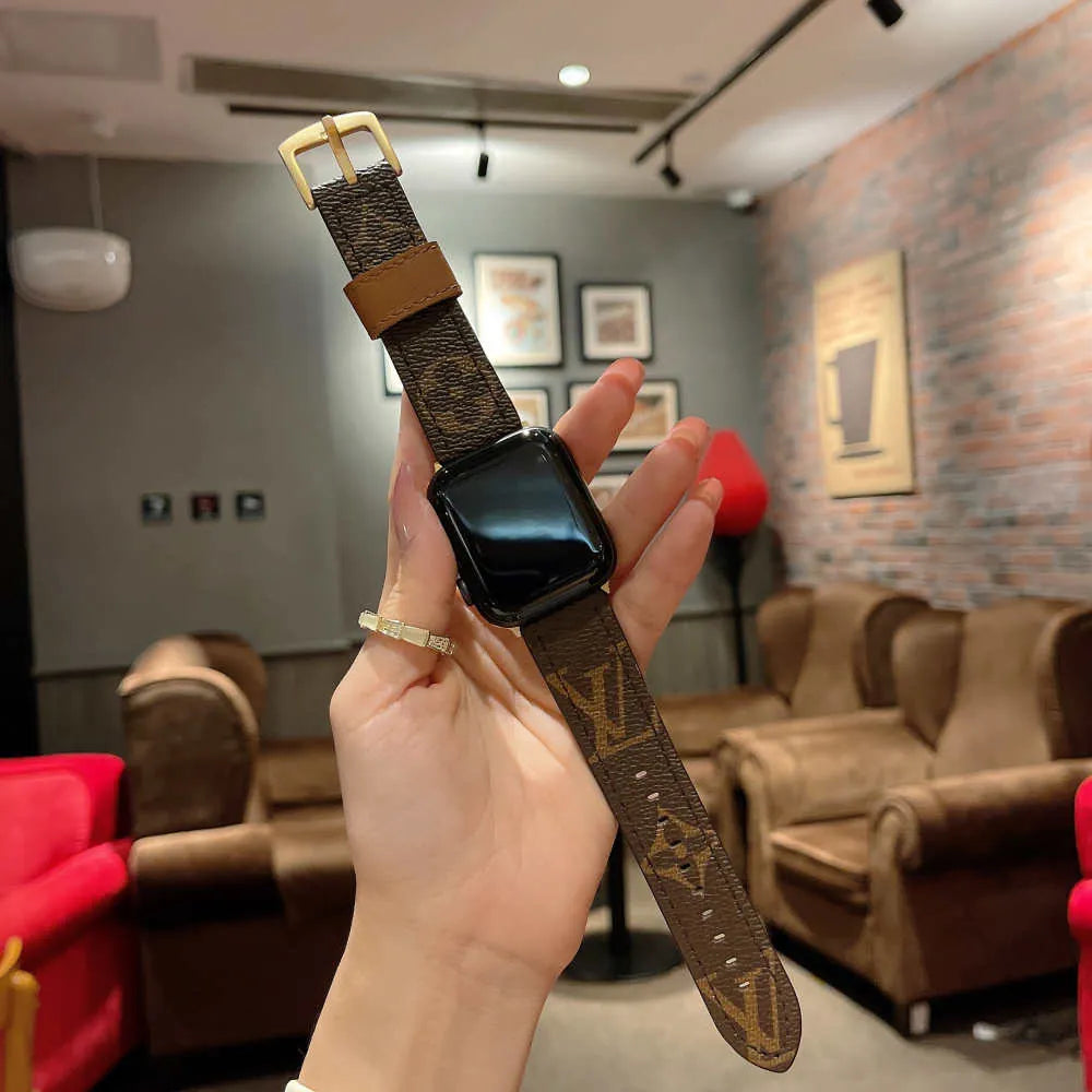 LV Luxury Apple Watch Bands Louis Vuitton – Slim Clear Phone Case
