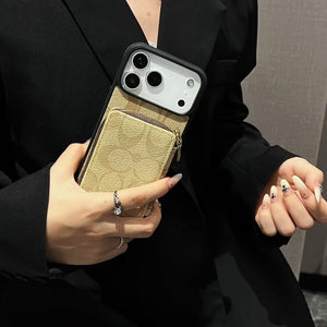 Coach iPhone 17 – Luxury Designer Phone Case