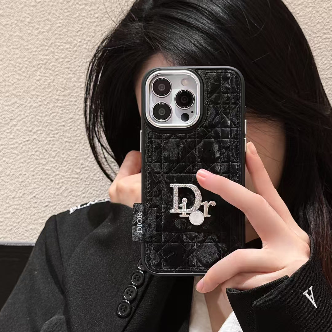 Dior iPhone 15 Pro – Slim Clear Phone Case