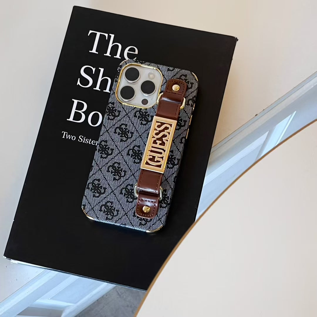 Guess iPhone 15 Pro – MagSafe Premium Phone Case