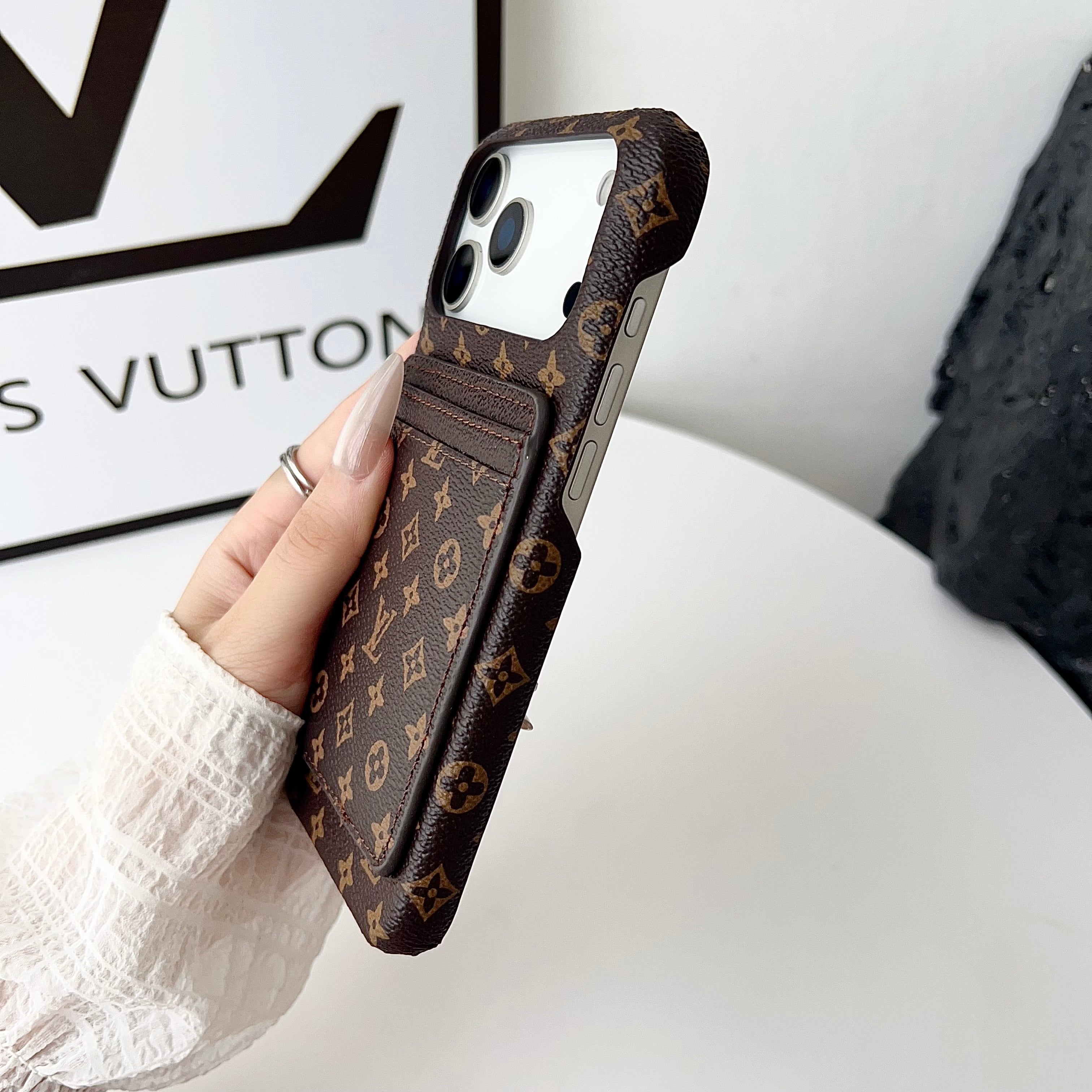 Louis Vuitton iPhone 15 Plus – Slim Clear Phone Case