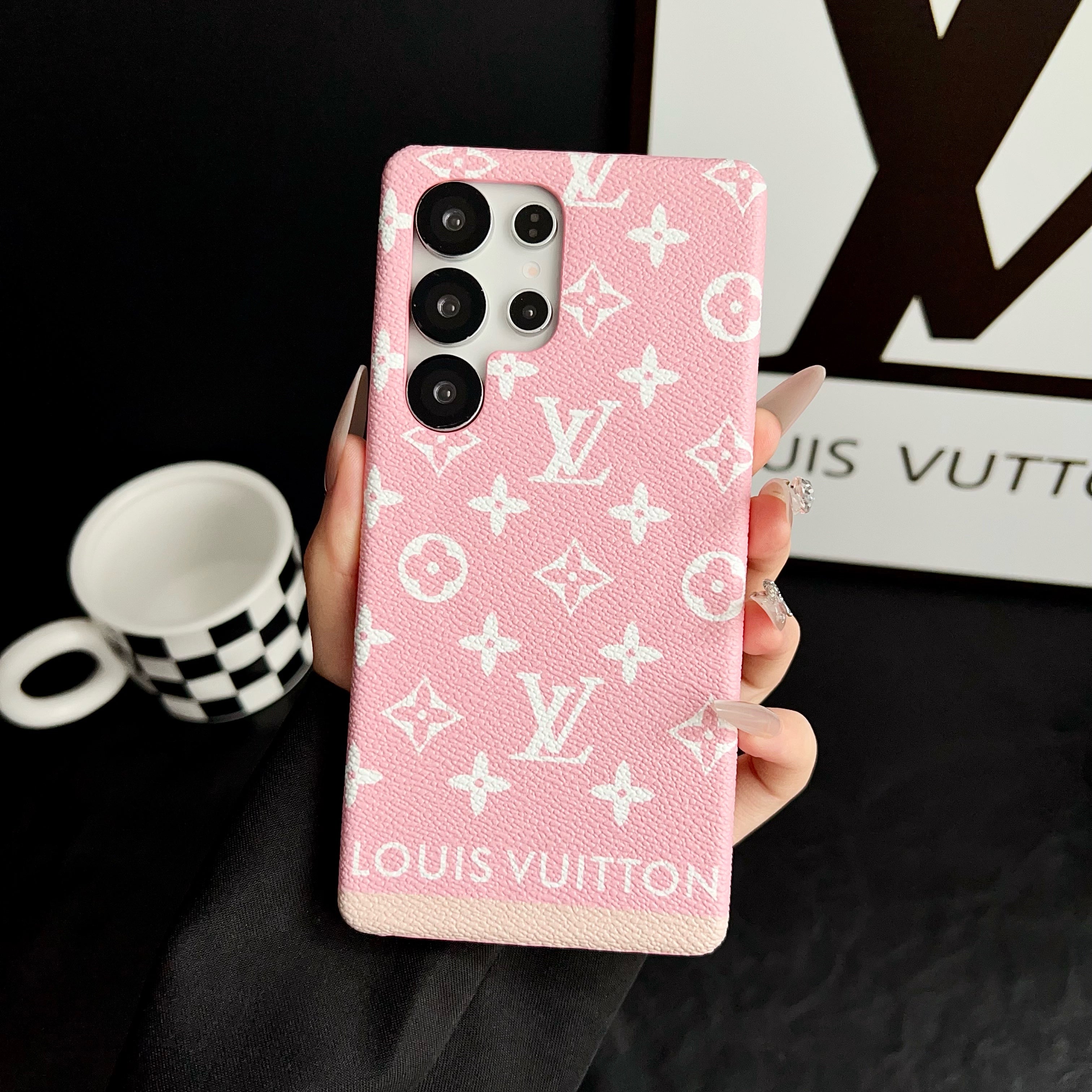 Louis Vuitton iPhone 17 Pro Max – Protective Shockproof Phone Case