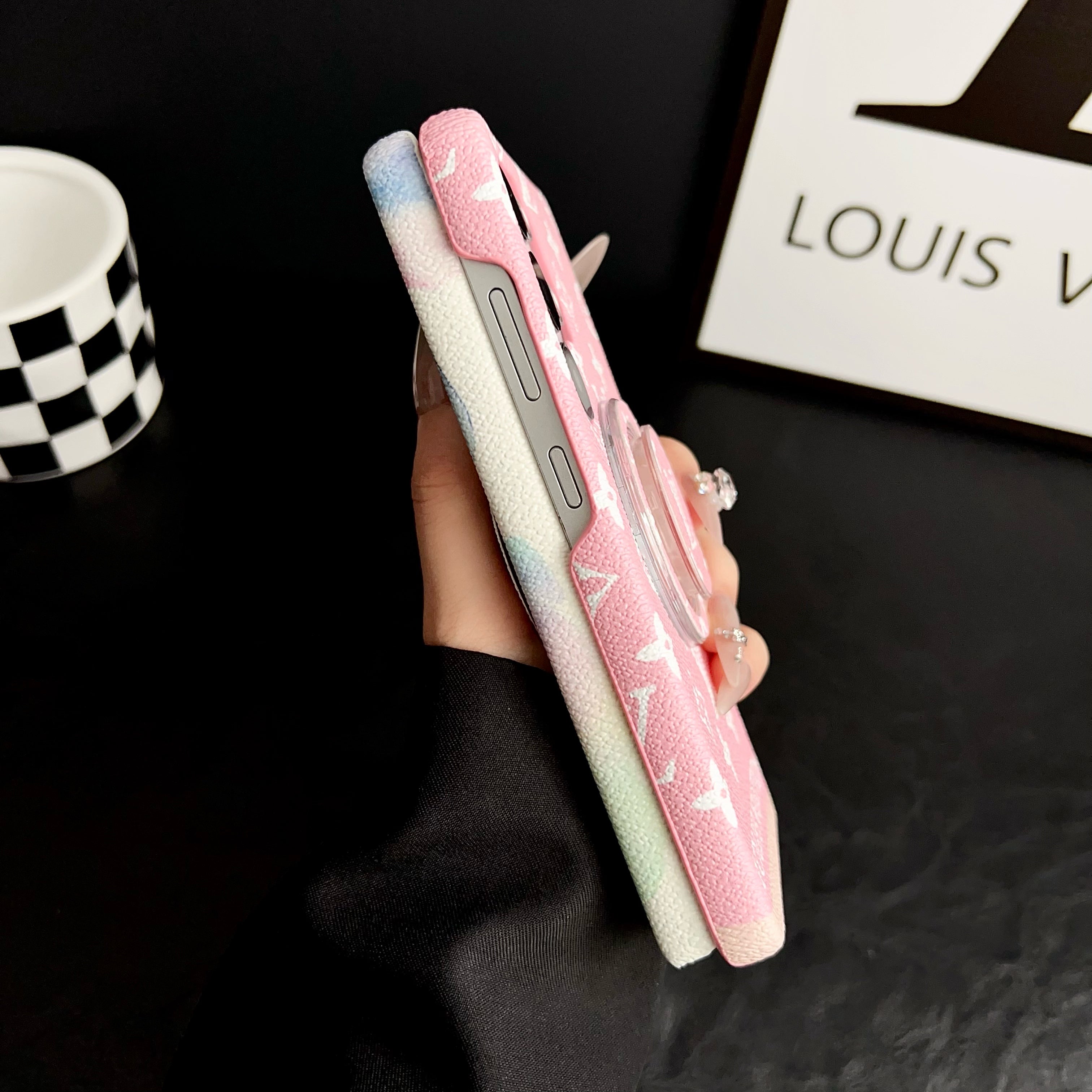 Louis Vuitton iPhone 17 Pro – Slim Clear Phone Case